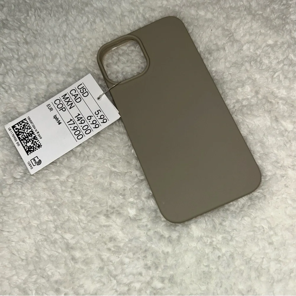 H&M Iphone 14 Case NWT